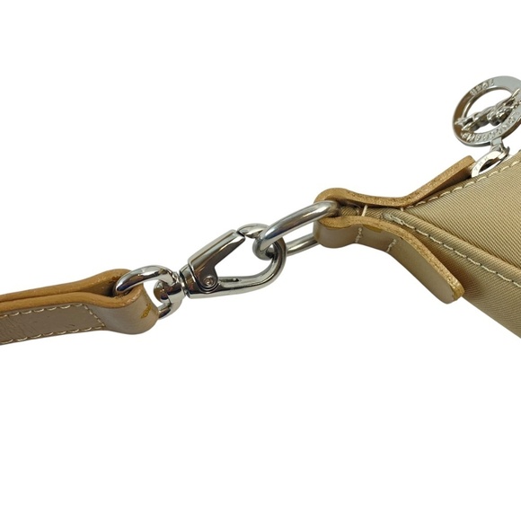 LONGCHAMP Vintage Nylon Shoulder Bag in Beige (READ DESCRIPTION) - Picture 9 of 11